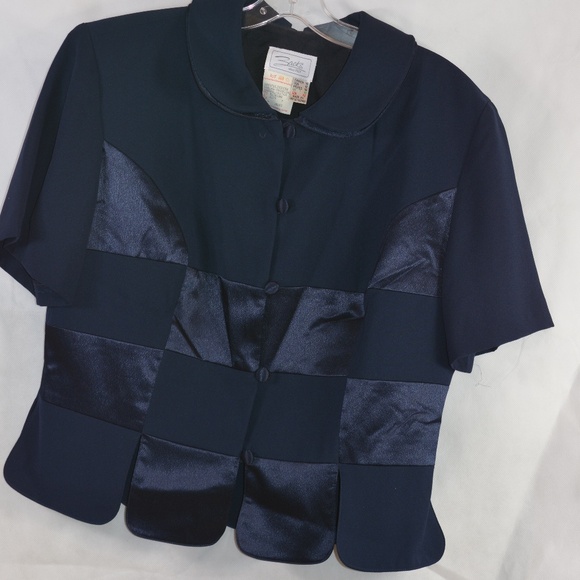 Zacks Crop Jacket SZ 14 - Picture 1 of 3